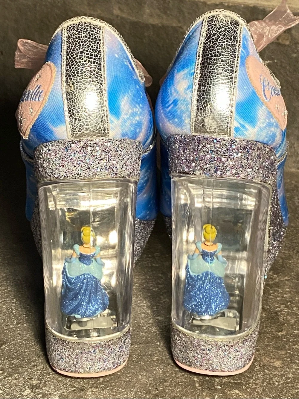 NIB IC Disney Princess CALL ME CINDERS platforms,clear wind up Cinderella heel